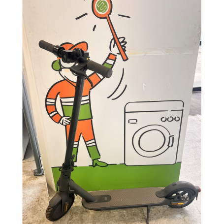 Trottinette XIAOMI ESSENTIEL MI